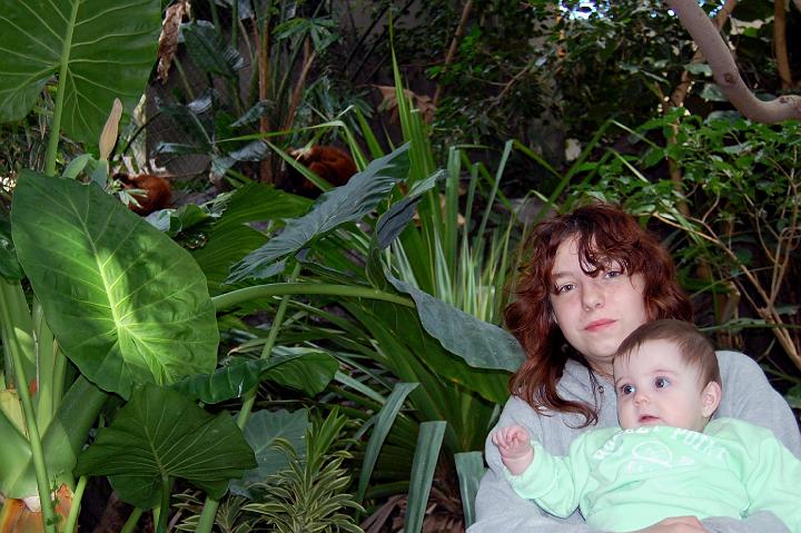 DSC_1639A.jpg - Me at the Zoo with amber